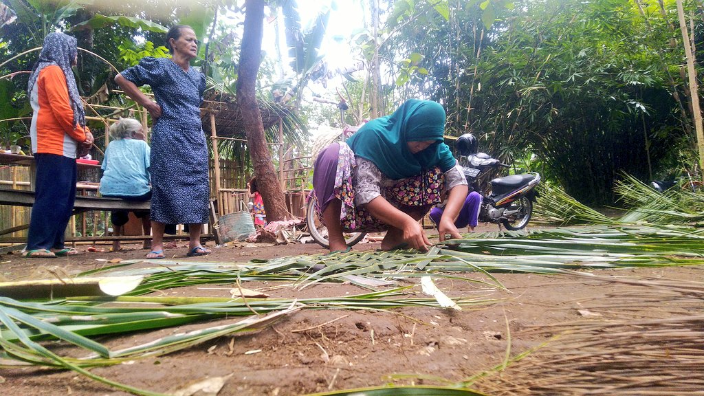 PASAR UMPET MEDIA PURWOREJO tweet media