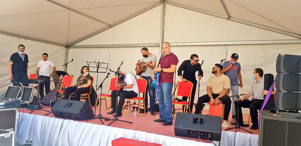 SG_Algerie's tweet photo. En pleine préparation  de la #FêteDeLaMUsique 🎶🎤🥁🎹🎸 
Par nos collaborateurs #NOUDJOUM

#PlayingFor #WorldMusicDay #FDLM @SocieteGenerale https://t.co/63Uk5M7Anf