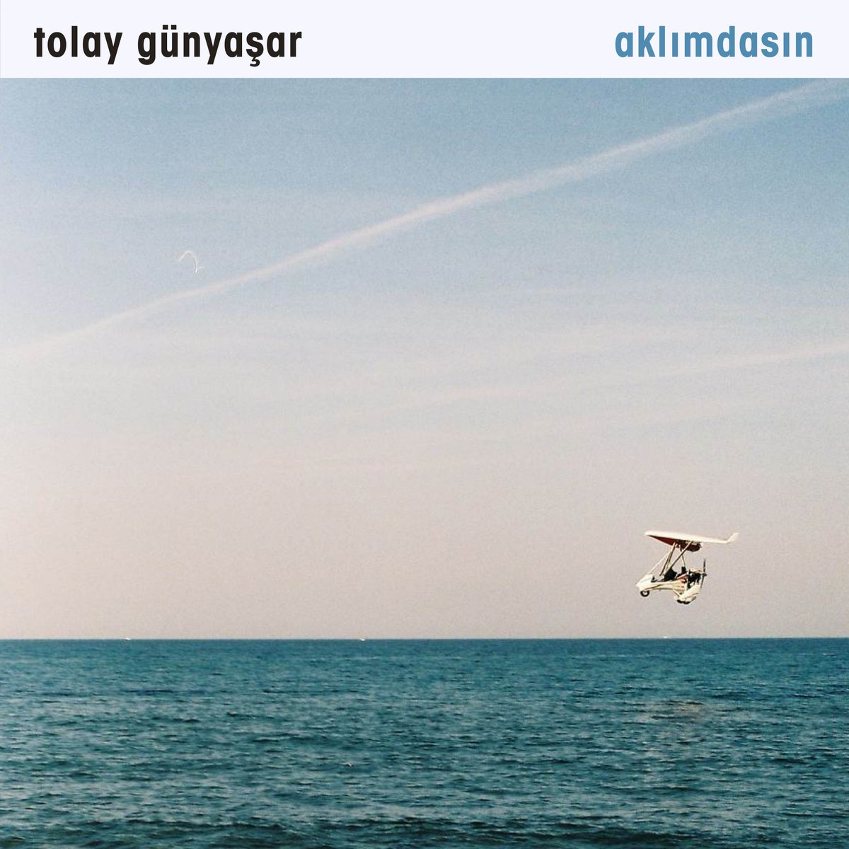 Ha geldi, ha geliyor derken yeni EP'den ilk #single #aklımdasın 18/06 Cuma günü yayınlandı.Temmuz ayında bir başka #tly şarkısı gelene kadar severek dinleyeceğinizi umuyorum.Linke buyrun :
distrokid.com/hyperfollow/to…