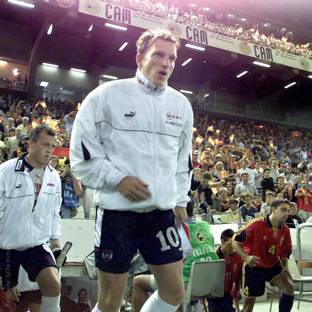 Showdown in Bukarest 🇺🇦 vs. 🇦🇹
Ich drücke den Burschen für heute Abend die Daumen ✊🏼 Sie können HISTORISCHES erreichen 💪🏻 Was sind eure Tipps? 

#EM2020 #Euro2020 #UKRAUT <a href="/oefb1904/">ÖFB - oefb.at</a>