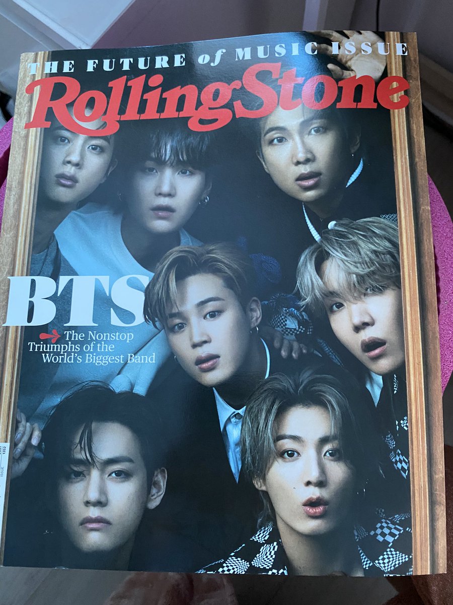Chonabells69's tweet photo. Finally arrived! Thanks @Newsstand_UK 💜
#bts #btsrollingstone #rollingstone #BTSARMY https://t.co/jMvdfBqMrM