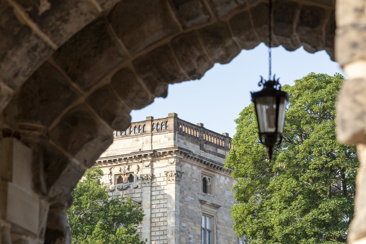 NottsLocalNews's tweet photo. Finally!🎉 The doors of Nottingham Castle have officially opened for the first time in 3 years! 🏰
@NottmCastle
#Nottingham #Nottmcastle #Castle #Robinhood https://t.co/brLcR8d1c8