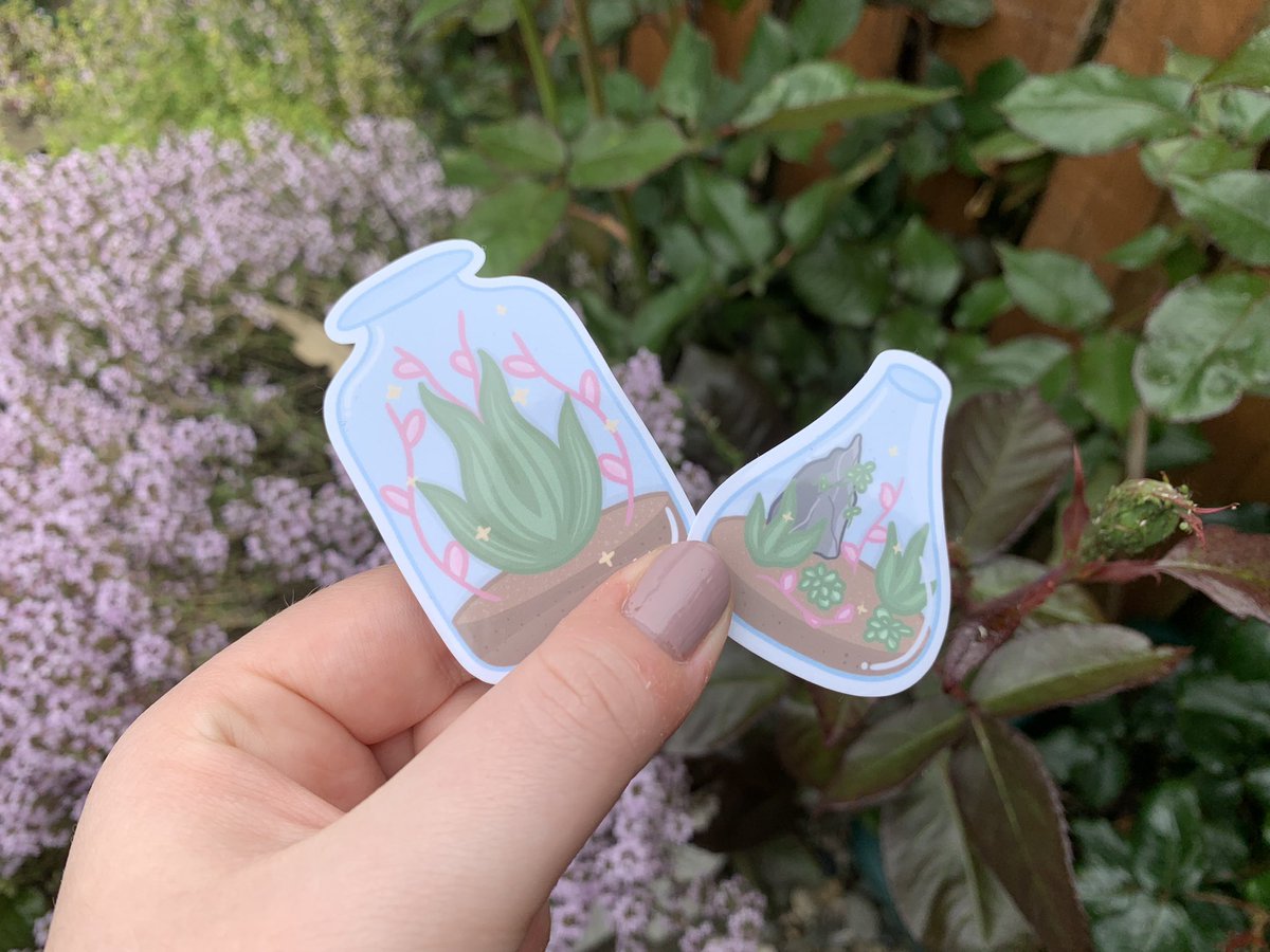 sweetbunniart's tweet image. who needs some new Waterproof stickers! I have so many to choose from 💕

Sweetbunnicreations.Etsy.com
