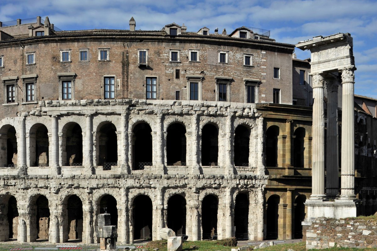 Sovrintendenza's tweet photo. Stasera alle 19:30 “Tutto Cinema. Musica dal Teatro di Marcello”, un evento in streaming per l’edizione 2021 della Festa della Musica con esecuzione di brani di Rota, Morricone, Piovani e Marianelli. L'evento si potrà seguire sulle pagine FB di Sovrintendenza e @culture_roma https://t.co/YOxKERw4pp