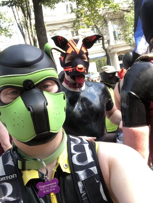 2 pic. ? A really hot Vienna pride with @PupKami & @pup_fetch | But it was awesome ? ?? https://t.co