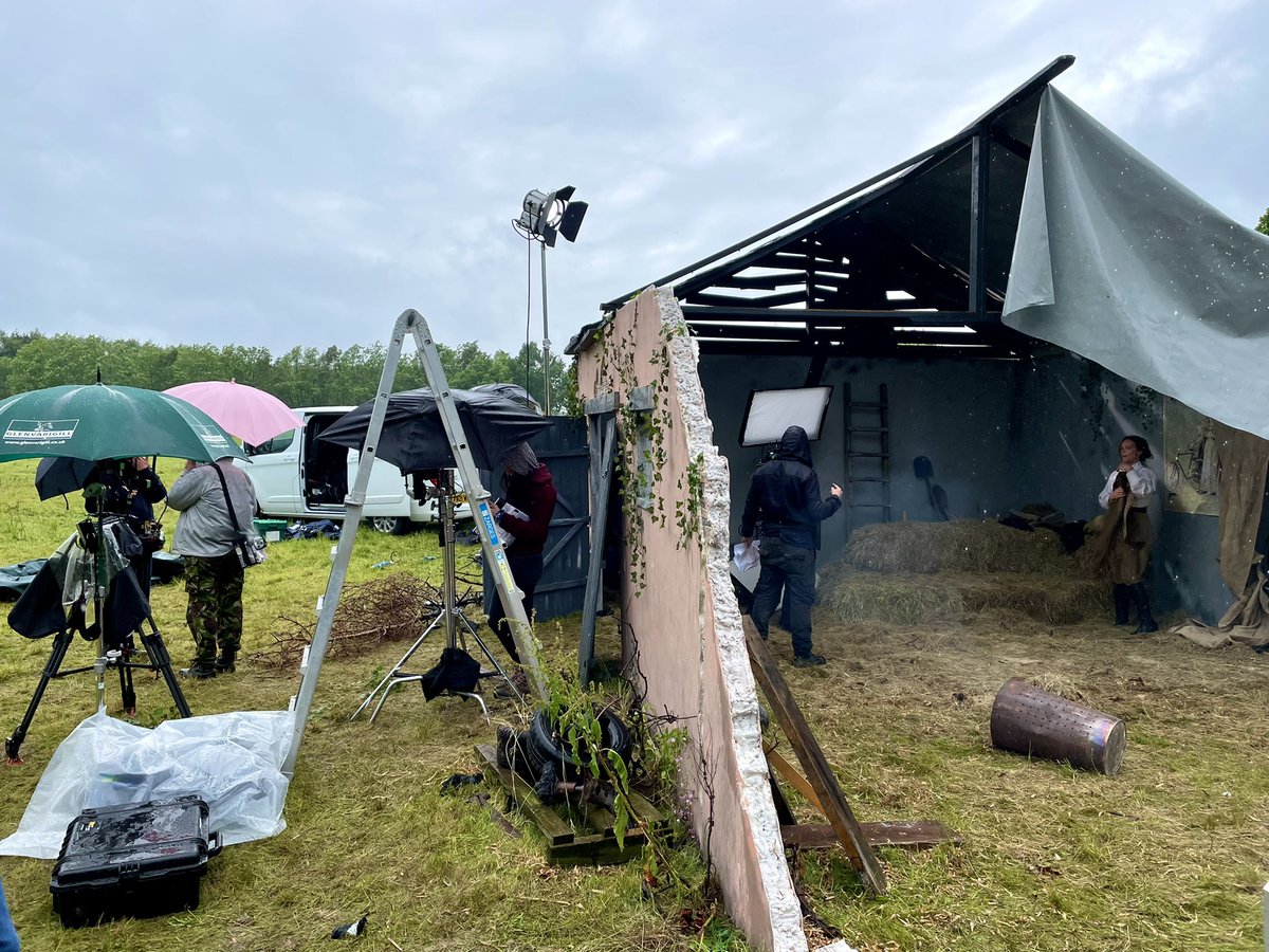 It’s day 4 on set of #InSoldiersClothes 8 we are undeterred by the English weather 🌧