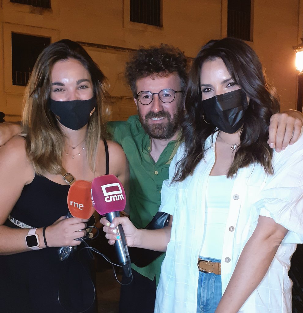 Por supuesto, momento fan 🤩
<a href="/Zascandilfolk/">Zas!!  Candil</a> <a href="/_CarmenAcedo/">Carmen Acedo</a> 🎵