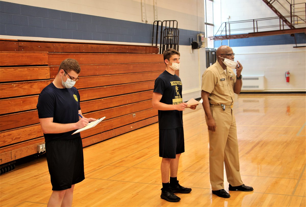RickoverNavalHS's tweet photo. Thrilled to have cadets back in the building for Basic Leadership Training! In addition to lessons & PT, they headed to Portage Park where they learned to orienteer with compasses! #BasicLeadershipTraining #Orienteering @JrotcCps @ChiPubSchools https://t.co/uV6E9qSh0H