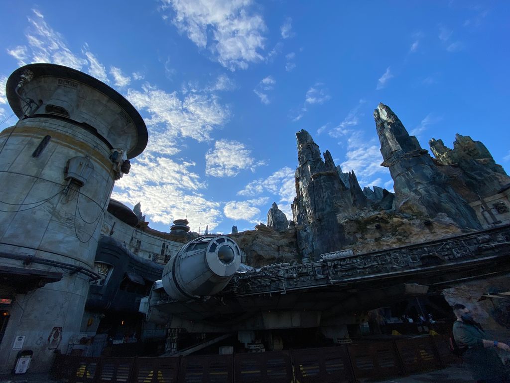 MagicExpTravel's tweet photo. The Single Rider Lines have reopened at Walt Disney World Resort in Florida.  If you don't mind joining another party to ride, this is a fantastic way to get through the line quickly!  #disneytips #disneyworld #travelagent #disneyplanning #disneytravelagent #starwars #disneyhacks https://t.co/JRy8bZPxPR