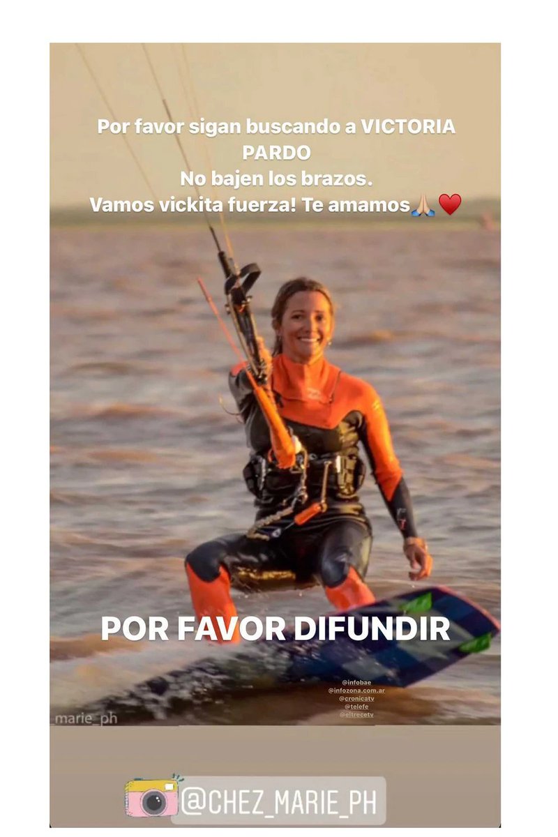 Continúa la búsqueda de VICTORIA PARDO, desaparecida mientras realizaba Kitesurf, en Punta Rasa. Por favor necesitamos de la fuerza de todos para poder encontrarla y para que no se detenga su búsqueda. 

🙏🤍

Por favor, RT!