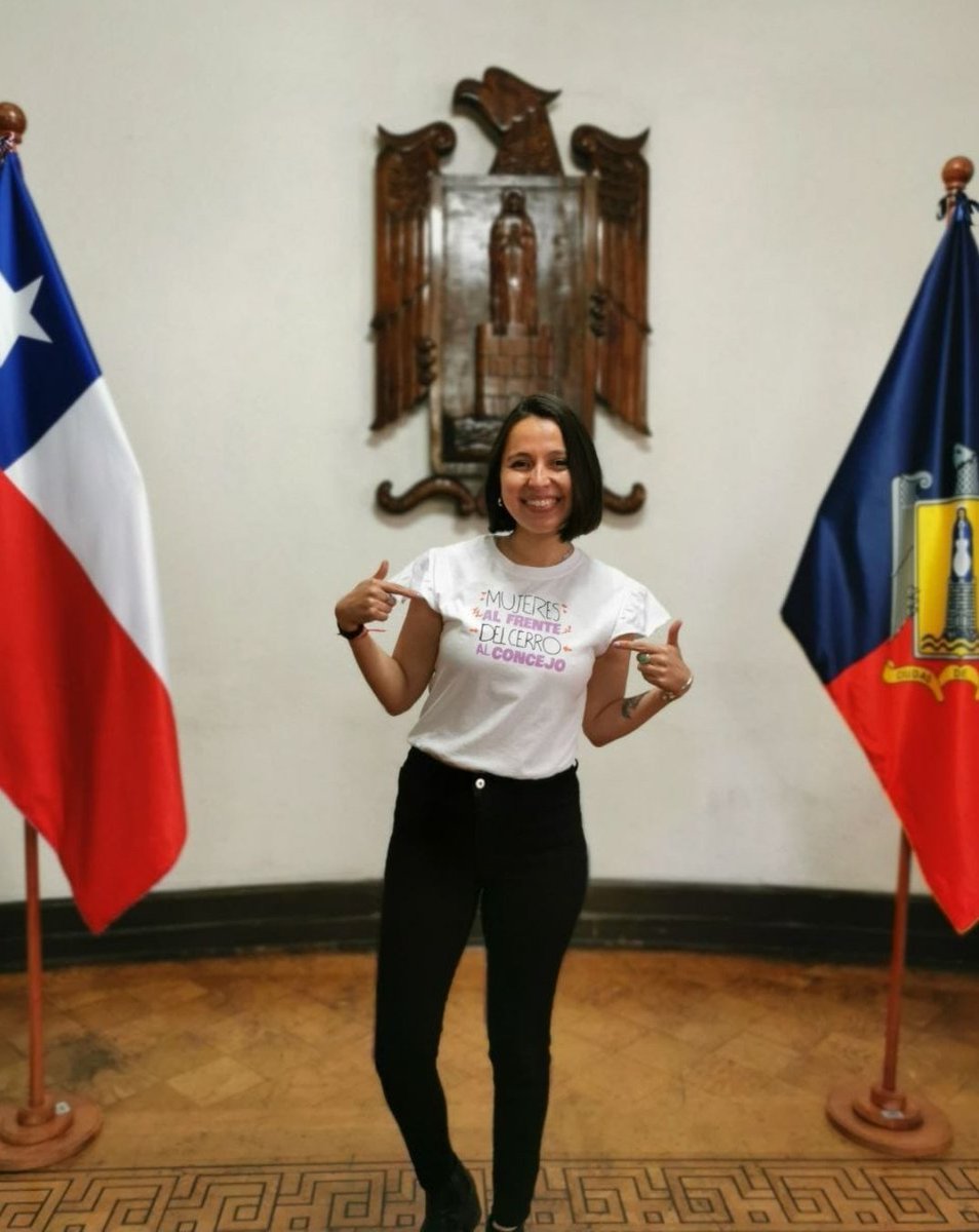 Nuestra compañera @camilanietoh concejala electa de la comuna de Valparaíso ✊