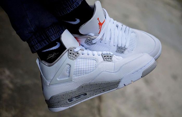 White oreo 4s on feet Outlet