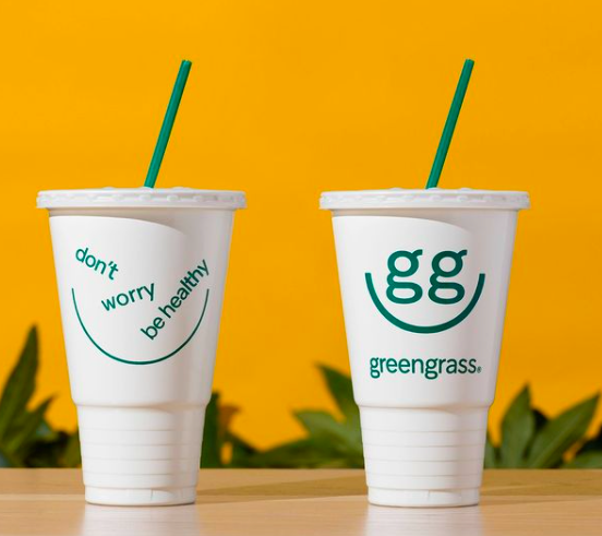 green_grassmx's tweet photo. 😌 Don't worry, be healthy💧 ¡Hidrátate con nuestras aguas naturales y complementa tus ensaladas con estas delicias refrescantes! 🥗
Pídelas por @ubereats_mex @rappimx o @didifoodmx #CoolToBeCool #JuntosPodemos #GreenLife #salads #foodies
#lifeisbetteringreen #makeitgreen https://t.co/OjQKoPnPef
