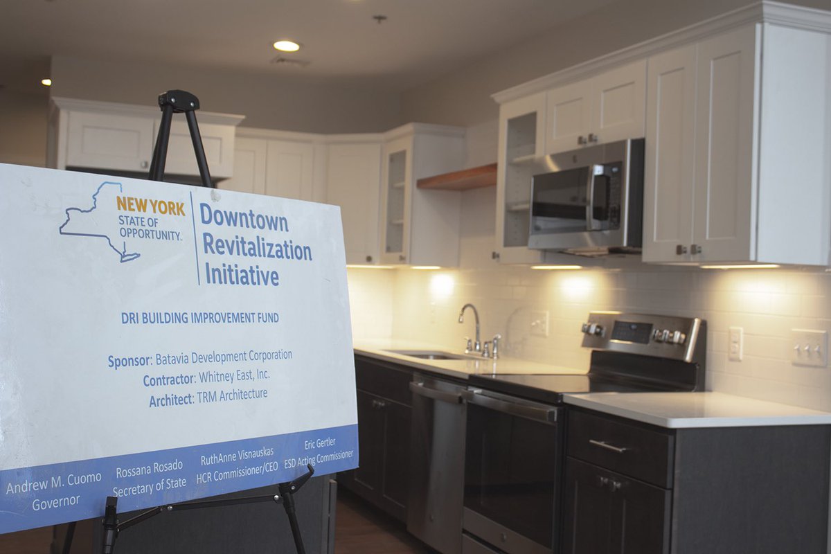 geneseeEDC's tweet photo. Genesee County's downtowns are experiencing new investment, with the completed market-rate apartments in the renovated Newberry Building enhancing to the transformational impact of the the City of Batavia's DRI. #FLXFWD https://t.co/1UlcvZkTZs