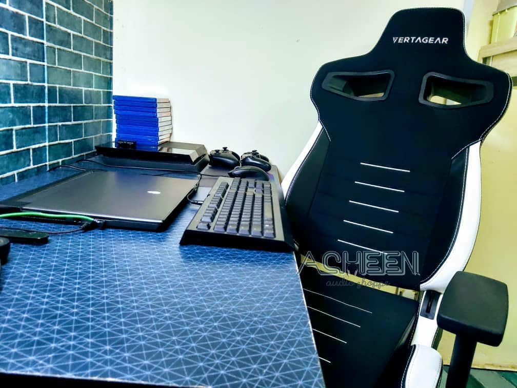 Vertagear's tweet photo. Gaming chairs are perfect for work settings too #PL4500 
Our PL4500 is still on sale, so don't miss out: https://t.co/cFPfHRE4u2
📸 : Acheen Audio Shopee https://t.co/WX5hcefjLG