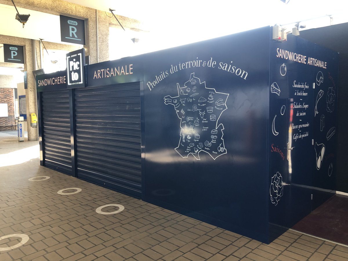 emotionsbycrys's tweet photo. Une nouvelle conception/réalisation de nos équipes : un pop up de sandwicherie artisanale. La boutique vient d'ouvrir à Paris, gare de Bercy. Encore un grand bravo à toute notre équipe
#popupstore #Store #Boutique #Deco #Déco #Decoration #Décoration #Decorationsurmesure #Decor https://t.co/zAHTGYHbKs