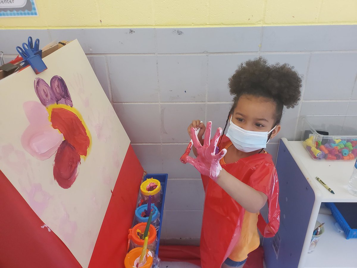 Grade1SFABX's tweet photo. Our Early Chilhood Program is a blast! https://t.co/wC7FiNvxMb