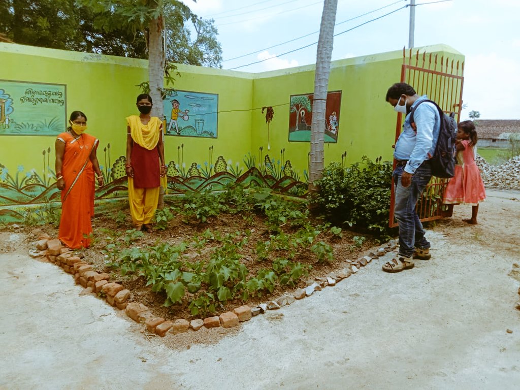 dr_shan145's tweet photo. Am awestruck to look at this #anganwadi center in nuapada district of #odisha, so beautifully engraved nutrigarden in the courtyard. Must acknowledge the hard work of #anganwadi workers. @MamtaHIMC @nhmodisha @ https://t.co/n8oFJ4IR2B