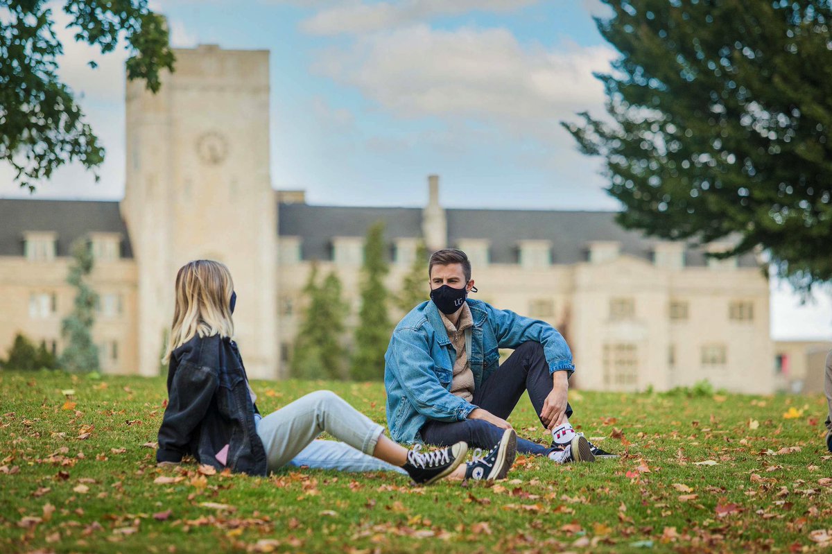 UofGHousing's tweet photo. For many of you #futureGryphons, this week kicks off your summer! We know the coming months will bring questions as you prepare for residence life at #UofG. 

Stay tuned as we share everything you need to know, and get excited for your own #JohnstonGreen moments like this one! https://t.co/xraIzOYE1P