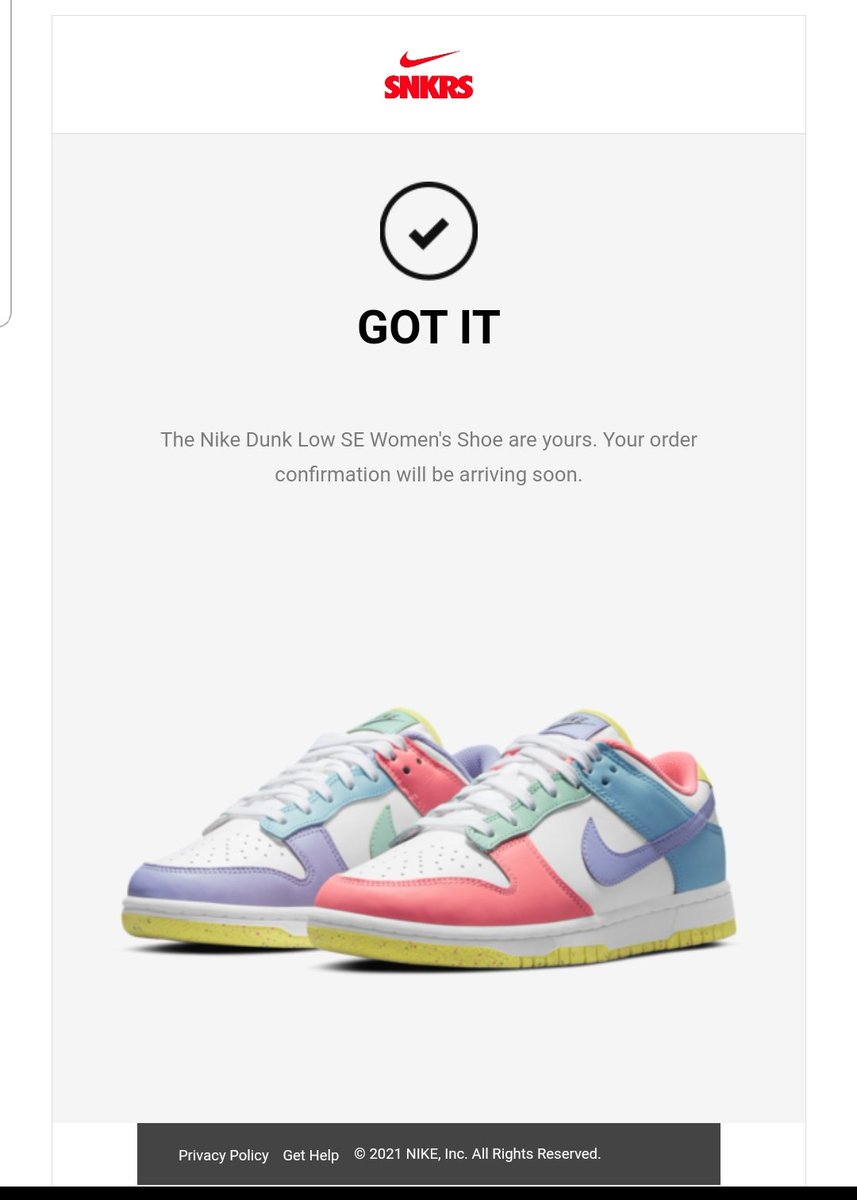liltweakkk's tweet photo. @svillanueva803 @snkr_twitr Ladies I got the candy flavor size 7/7.5 hmu https://t.co/hv3tn3k1AW