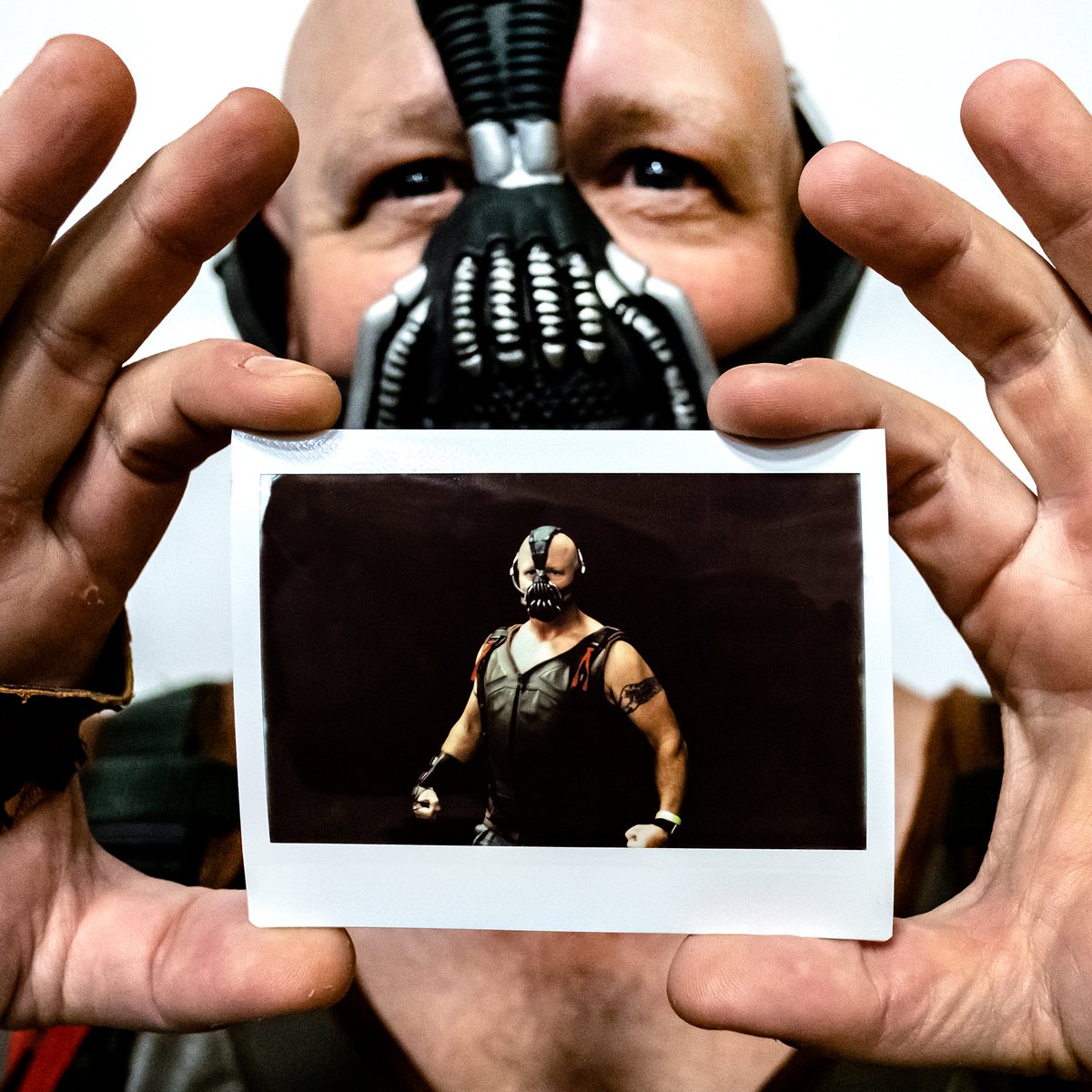 JohnnyAndrewsGo's tweet photo. https://t.co/RHA0mCZRxq
Sterling :: Bane :: Fayetteville Comic Con :: Fayetteville, North Carolina :: “Bane is awesome...also I like him because I’m bald and it makes it easy.” https://t.co/mKWtJF4hVZ
