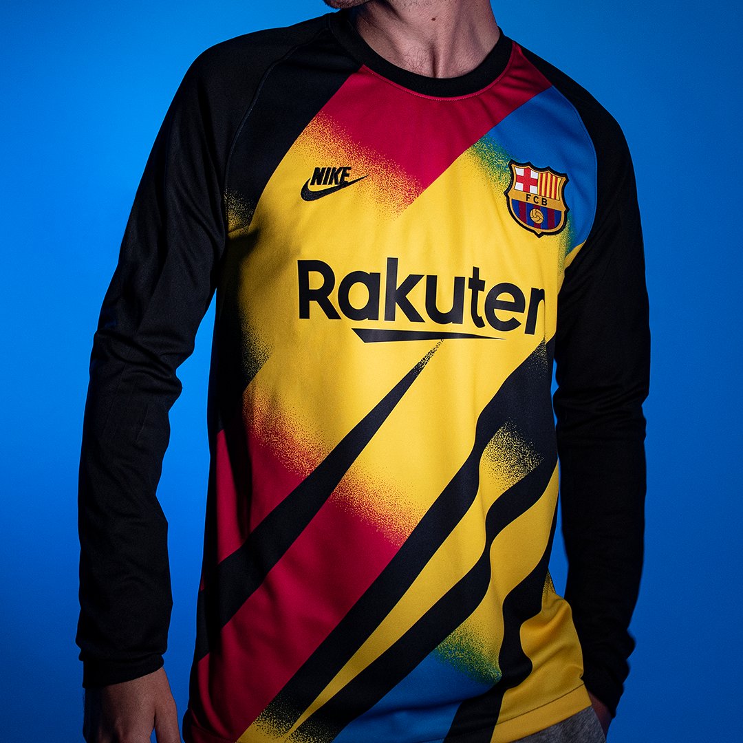 Hubert Hudson código postal Meditativo Classic Football Shirts on Twitter: "💥 Barcelona 2019/20 Third GK 💥 We've  just added this amazing Nike Barcelona goalkeeper shirt from the 2019/20  season to the site! Available in a range of