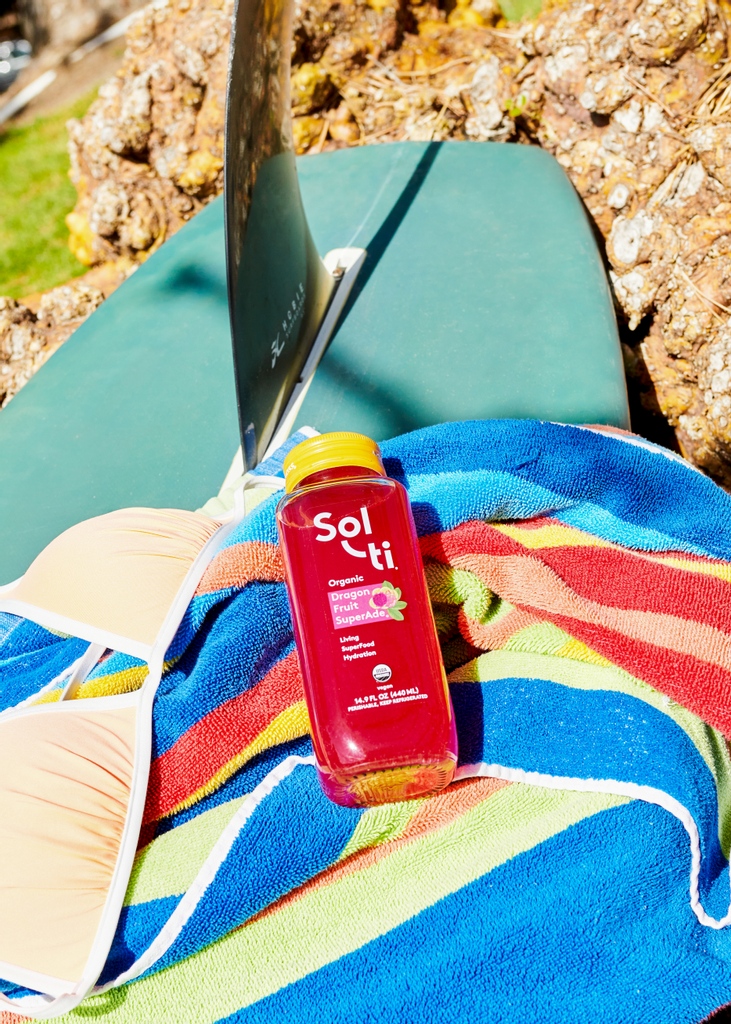 Boost Pre-Biotics and Vitamin C while hydrating in the sun with flavorful Dragon Fruit SuperAde 🧡☀️⁠ ⁠ #DragonFruit #SuperAde #Hydration #PreBiotics #DrinkSolti #LetYourselfShine