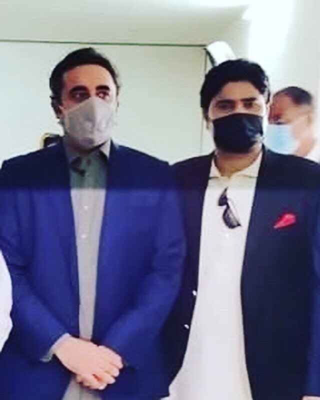 banbhan_raza's tweet photo. Thanks Respected Our great Leader #MNA Dr Syeda Nafisa Shah
For having nice meet up with Honorable Chairman #PPP Bilawal Bhutto Zardari Sb Today  at Parliament House #Islamabad- 
🇱🇾🇱🇾🇱🇾
@BBhuttoZardari @BakhtawarBZ @AseefaBZ @ShahNafisa https://t.co/PpStV4a31f
