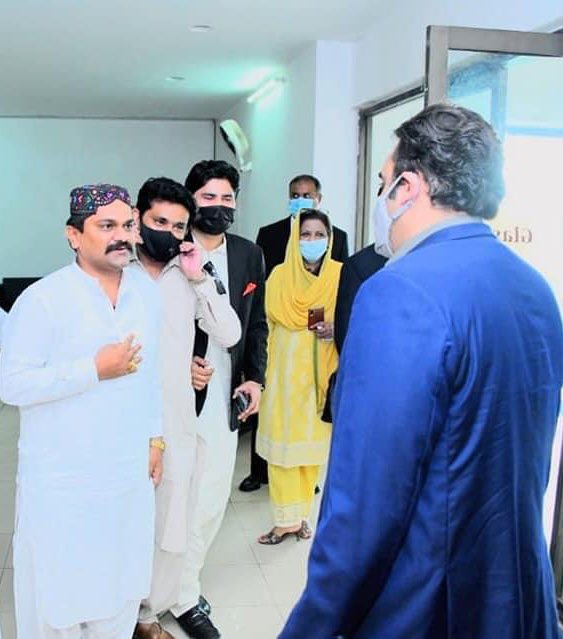 banbhan_raza's tweet photo. Thanks Respected Our great Leader #MNA Dr Syeda Nafisa Shah
For having nice meet up with Honorable Chairman #PPP Bilawal Bhutto Zardari Sb Today  at Parliament House #Islamabad- 
🇱🇾🇱🇾🇱🇾
@BBhuttoZardari @BakhtawarBZ @AseefaBZ @ShahNafisa https://t.co/PpStV4a31f