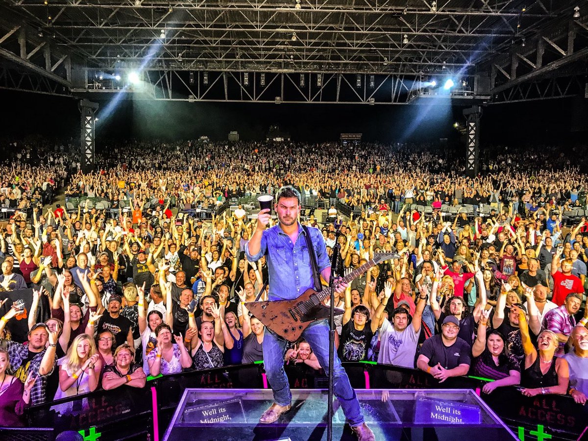 Nickelback's tweet photo. When and where was your first Nickelback show? Let’s hear it! https://t.co/qiMke3QyFT