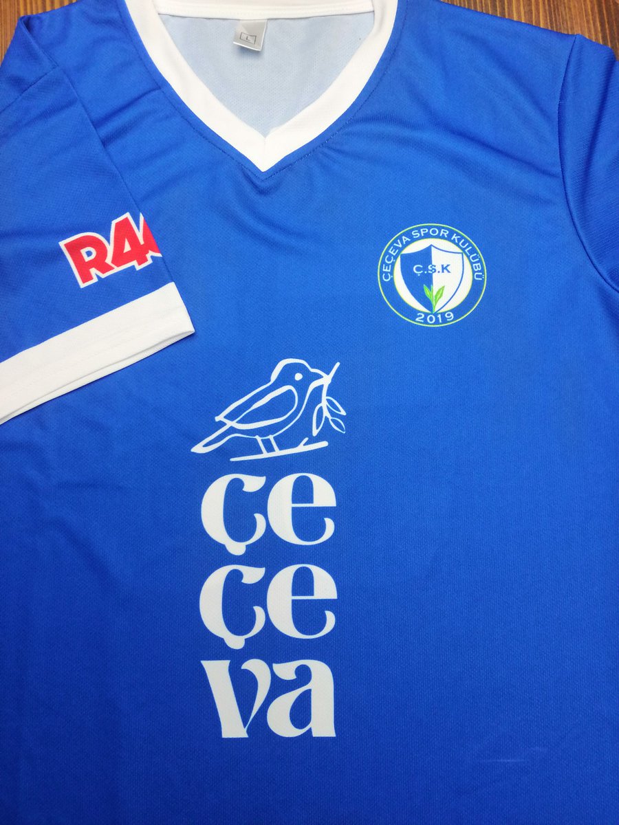 cecevaspor's tweet photo. Takımımızın 2020-2021 forma göğüs reklam sponsoru R464 Media Pazarlamanın markası olan Çeçeva Çay olmuştur. 💙💙
#R464
#ÇEÇEVATEA
#ÇeçevaKadarGüzel
#HomeJersey https://t.co/IeyU4hYZX7