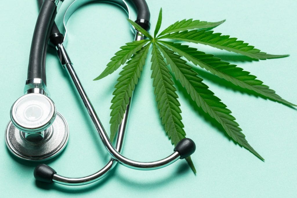 NewTimesRwanda's tweet photo. JUST IN: #Rwanda has passed a law approving the use of medical Marijuana.

"Medical use of cannabis and cannabis products can only be made on the condition that they are prescribed by a specialist medical doctor." says Article 14 of the ministerial order

https://t.co/mEdX8LGWiN https://t.co/JKN5NOhwP5