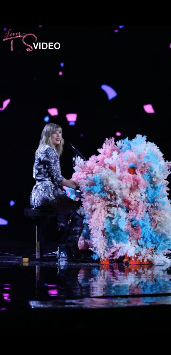 NancyYu12932548's tweet photo. I love you.
Taylor Swift. https://t.co/VcKBNYfR9x