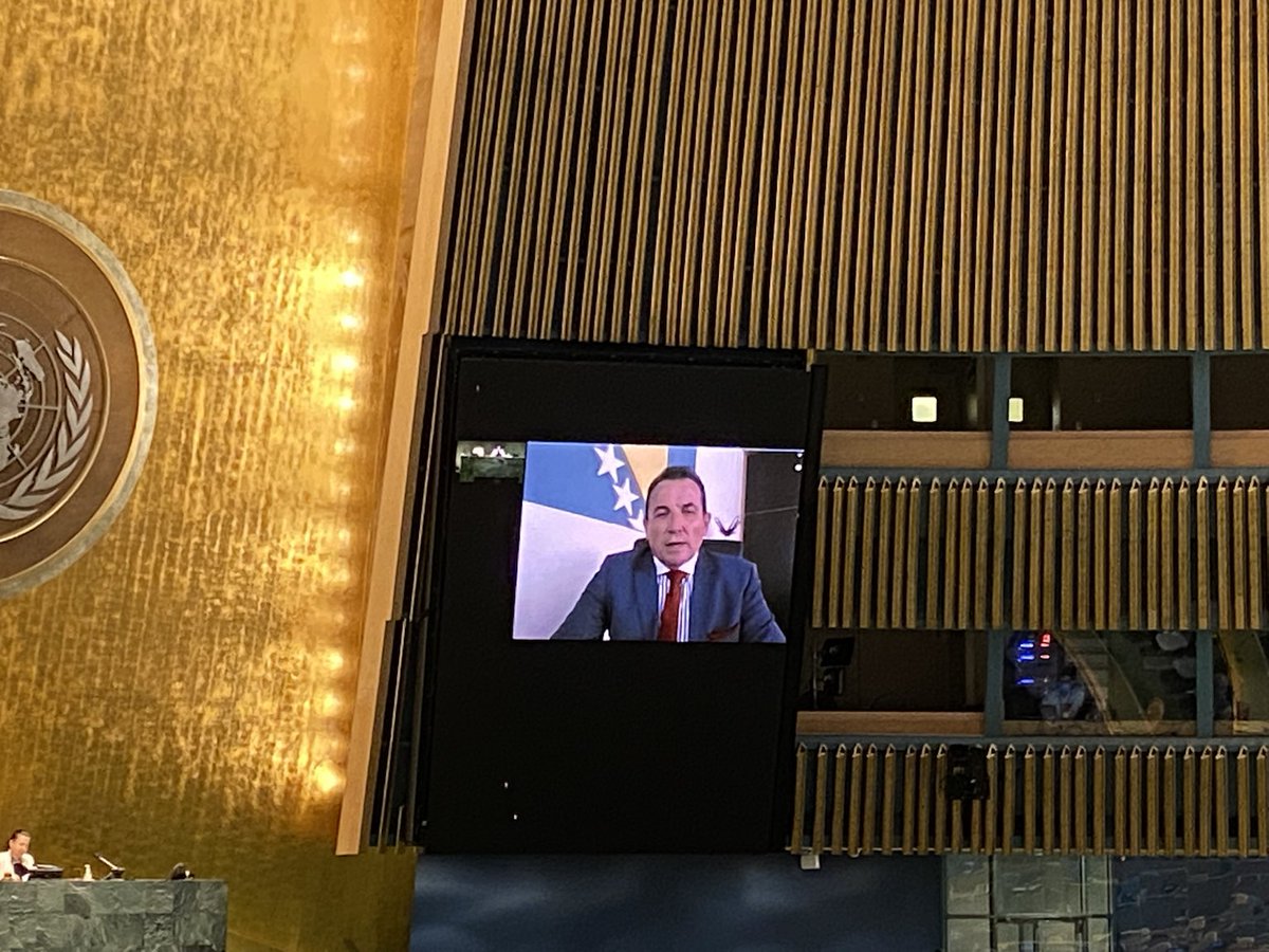 SelmoCikotic's tweet photo. Danas sam imao priliku da se obratim ispred 🇧🇦 BiH na Konferenciji za borbu protiv terorizma u @UN. https://t.co/WUfSJSXhAv