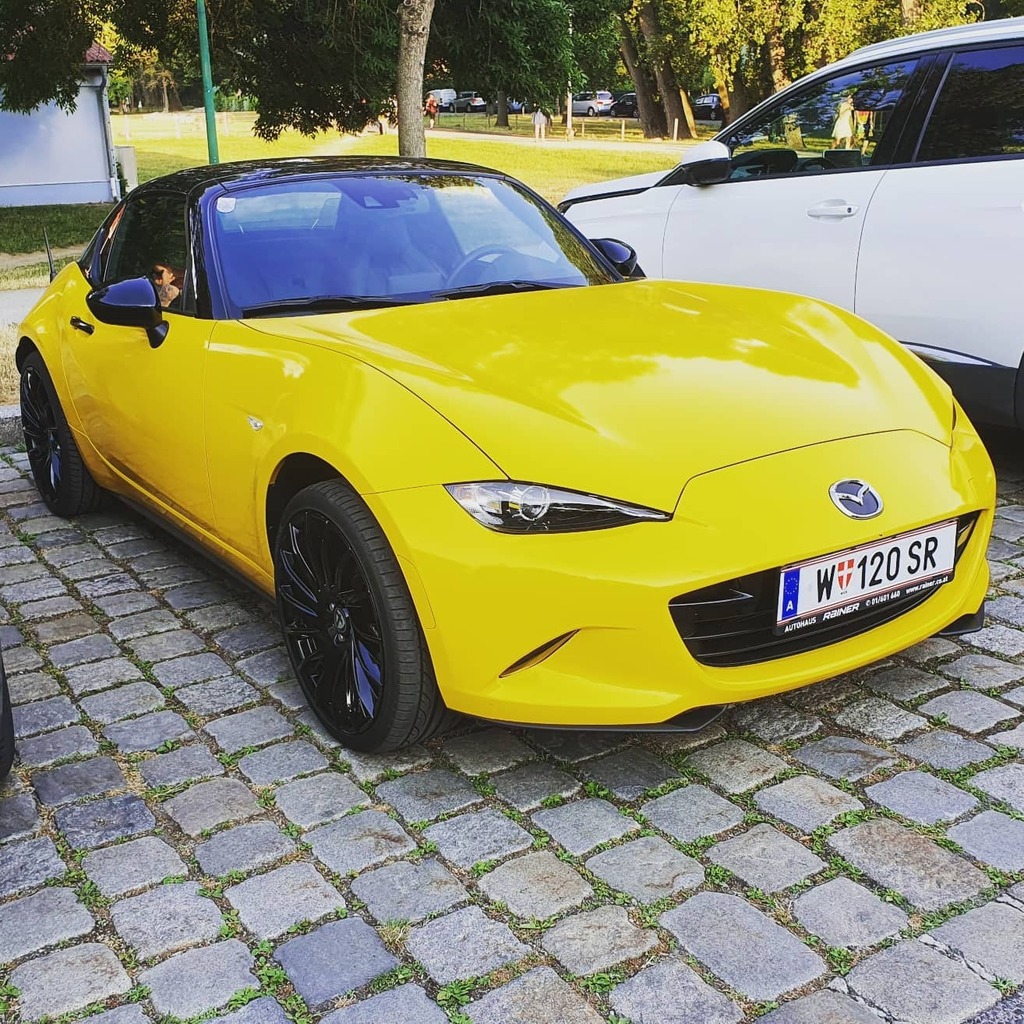 #Mazda #MX5 #ND #RF #quietschgelb #mazdalove #Wien #Vienna instagr.am/p/CQrHvhplfjl/