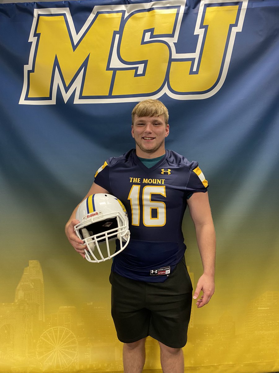 c_swishhh16's tweet image. After a great visit, I’m beyond excited to announce that I have received my 2nd offer from Mount St. Joseph University! @CoachHopperton @CJEAGLESFB @Coach_C_Hardin5