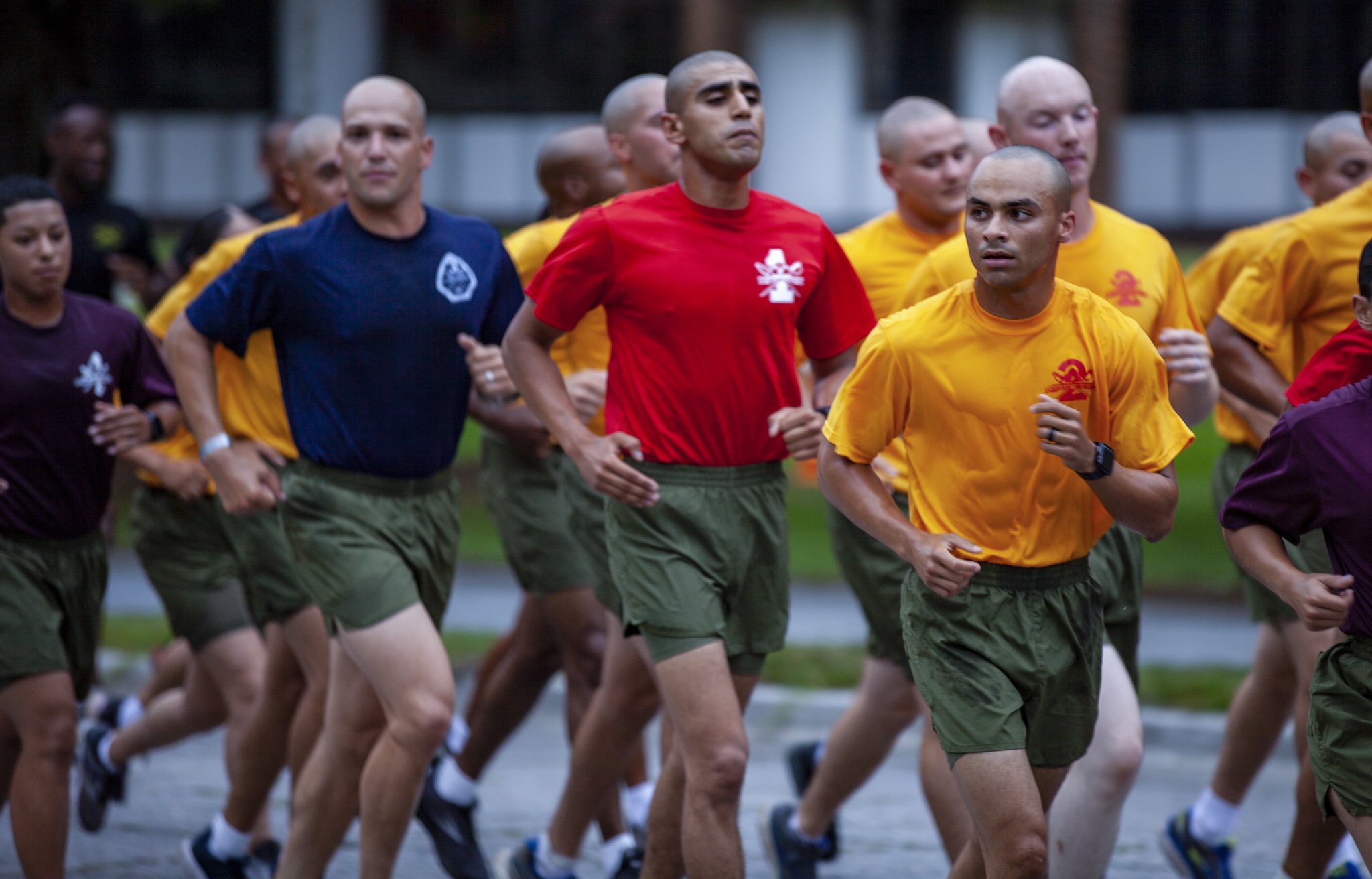 Marine corps shop tennis shoes