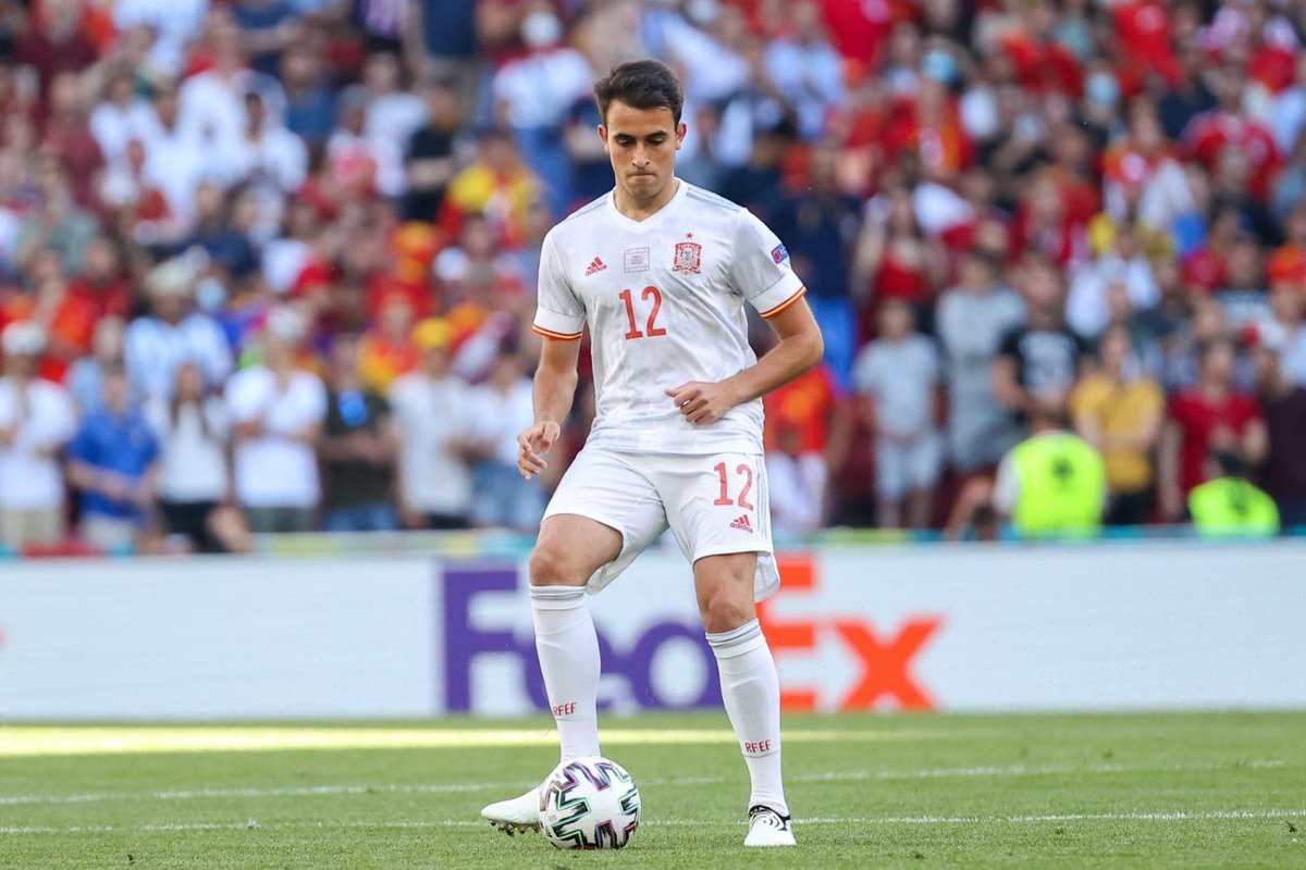 FCBarcelona_es's tweet photo. ¡A cuartos!  🔥

🙌 @JordiAlba, @5sergiob, @ericgm3, @Pedri 

📸: @SeFutbol https://t.co/JH8HJ2meDT