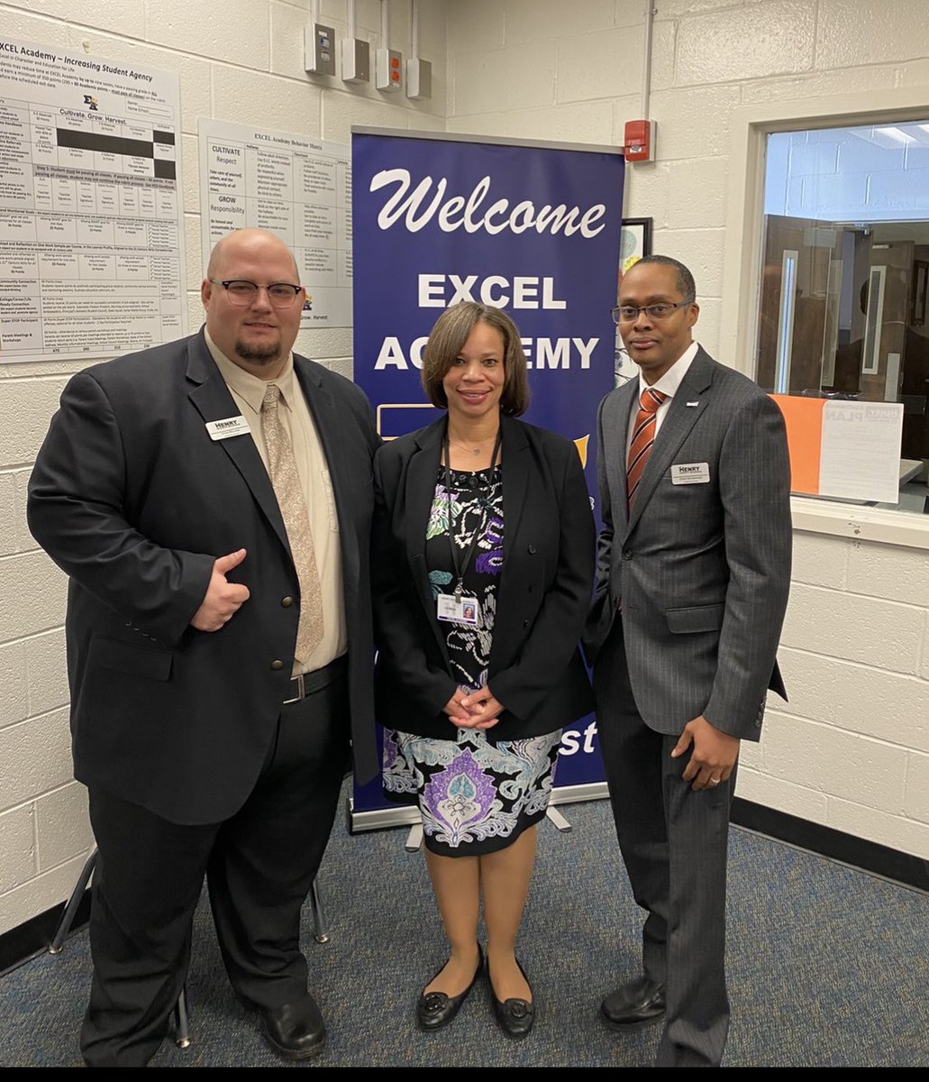 McLeod_Edu's tweet photo. Well, we made it through a crazy year and a 1/2 (12/2019 to today) but we’re still working together to provide a top notch student experience for @EXCELAcademyHCS. Thanks @lkb1908 and team for having me today for your leadership team planning retreat. #ExpectSupportHCS https://t.co/iSj6hObg6s