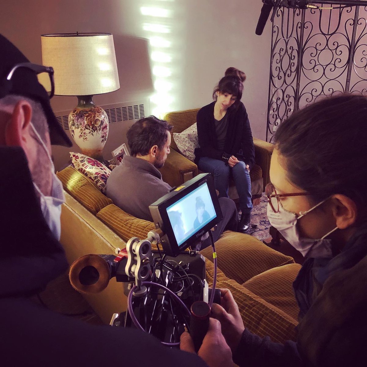 martinturnes's tweet photo. #DiariodeRodaje Jornada 01
EN LA CABEZA DE PAPÁ dir @TejblumWalter
🎥 Nueva película que tengo la suerte de hacer la #DirecciondeFotografia junto a un gran equipo!!!
🎭 CON @SergioSurraco @MaidaAndrenacci
#cineargentino #cinematography #cinematographer #UrsaMini46K #CarlZeiss https://t.co/gOHkYwLEP8