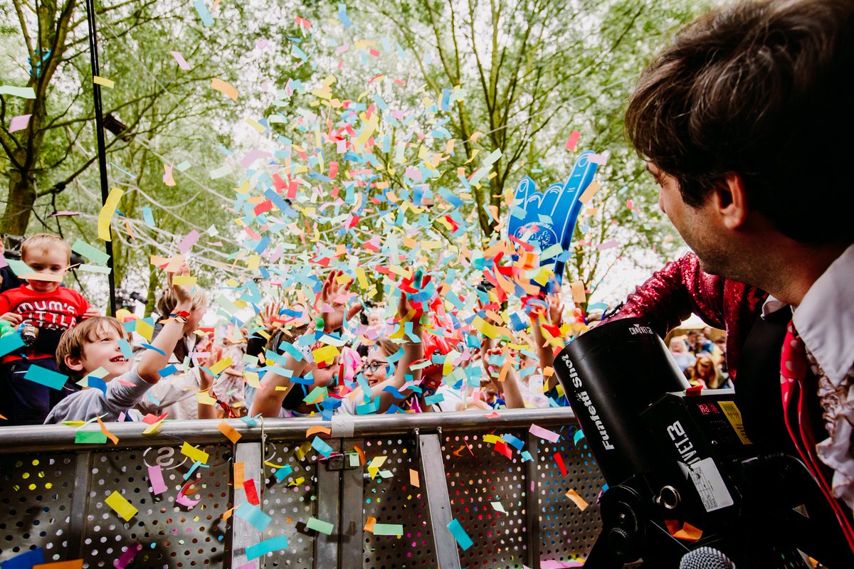 StandON! ✊ We're delighted to announce that Standon Calling will be going ahead as planned 22-25th July 🎊 ⁣
⁣
Full statement on our website here 👉 bit.ly/3hcq9tb
⁣
We look forward to announcing our final line up announcement at 9am tomorrow ⏰⁣

#standoncalling