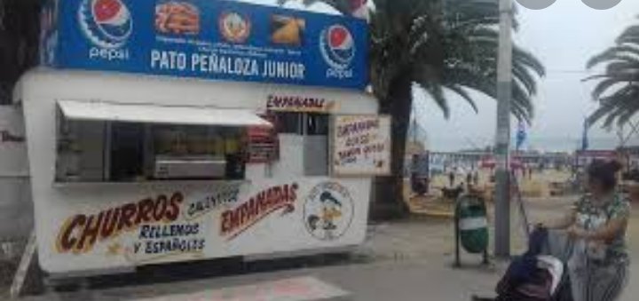 Hoy nos deja una leyenda en Valparaíso, el gran Pato Peñaloza QEPD. los que somos nacidos y criados en este puerto, sabemos su historia.
Buen viaje amigo.