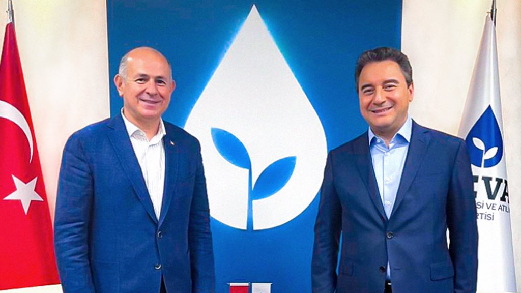 Genel Merkezimizce yapılan değerlendirmeler sonucunda İstanbul İl Başkanı olarak Dr. Erhan Erol görevlendirilmiştir. 

Partimiz için hayırlı olmasını temenni eder, kendisine başarılar dileriz.