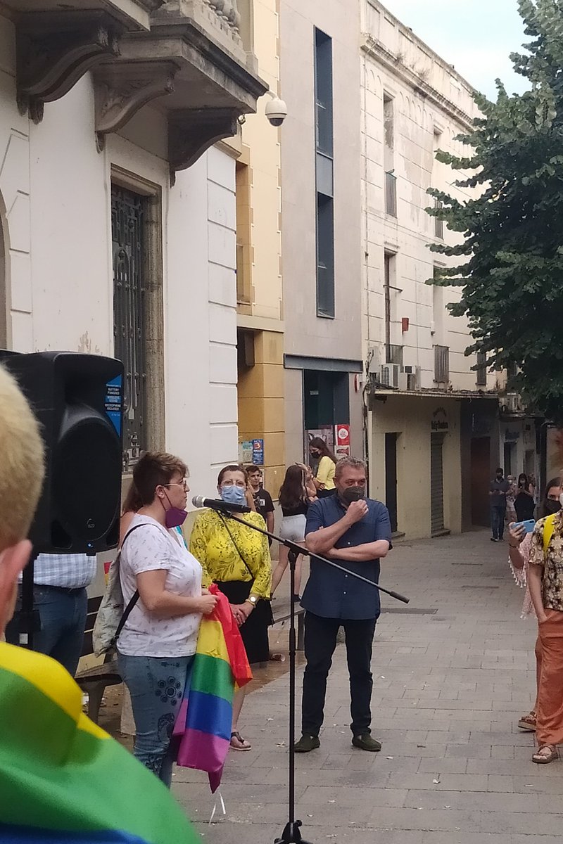 carlesestapecot's tweet photo. #mataroamborgull
#LGTBIQ
#estimacomvulguis
#Orgull2021
Sempre al costat de les lluites per la conquesta de drets i dignitats. https://t.co/jwlQzi0Glz