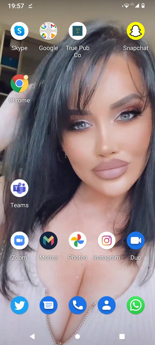 Greencuck Anybody else got a phone wallpaper as sexy as this emmagreenmodel GoddessGreen4.