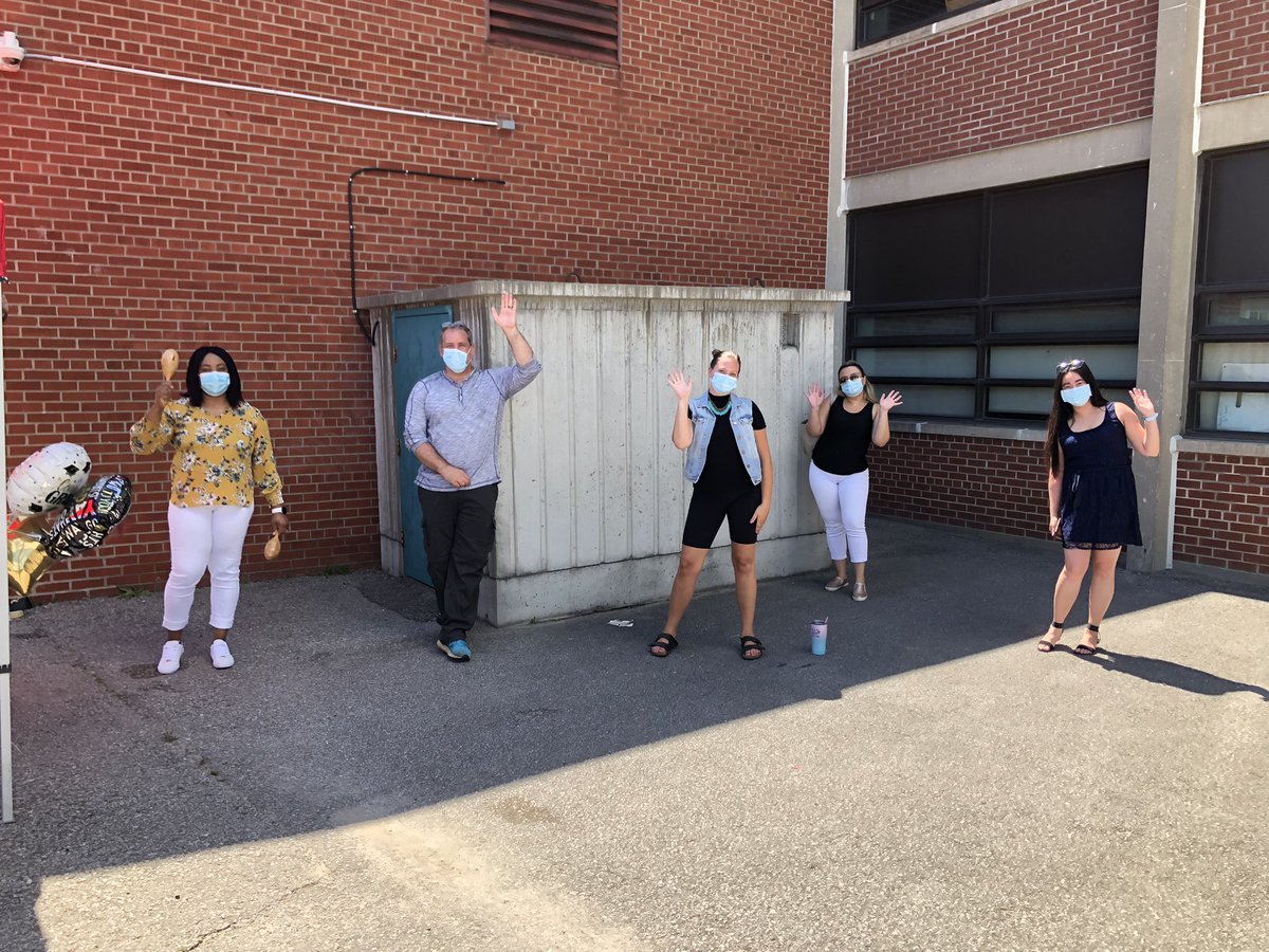 Regency_Acres's tweet photo. Drive thru retirement recognition and grad clap out @Regency_Acres   Happy Retirement Mrs. Moffitt and Mrs. Thomas. Best of luck in high school grads. https://t.co/e2GCY8Hmoq