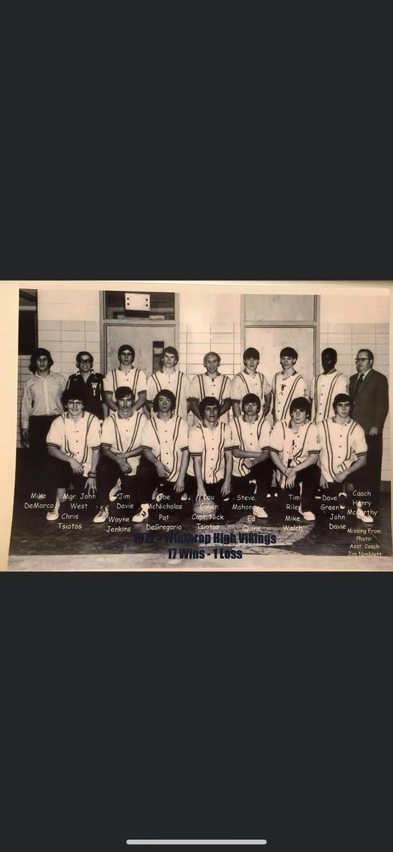 Winthropvikings's tweet photo. Retired Mass State Trooper David Green was a WHS alum (class of 72) and a member of the historic @BoysHoop team that went 17-1. 

@MassStatePolice https://t.co/Bke1OR4xg1