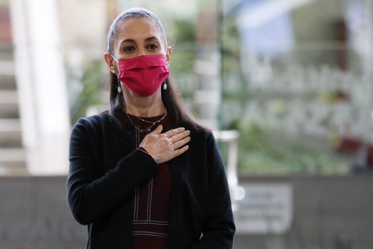 GobCDMX's tweet image. Al día de hoy, ninguna alcaldía de la Ciudad se encuentra entre las más violentas del país; sin corrupción logramos grandes cambios y fortalecemos las instituciones.

Hoy se integran 100 elementos policíacos 👮‍♂️👮‍♀️ en @Alc_Iztapalapa, para brindar mas seguridad a la ciudadanía. 👍