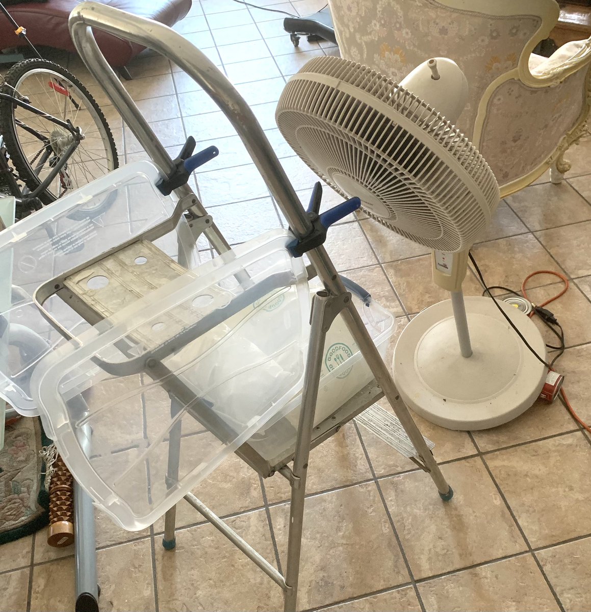 craigminielly's tweet photo. It’s actually working, my homemade #airconditioning!  I knew those extra #foodprep ice bags would come in handy someday #BCStorm #heatwavebc #photographerTricks #staycool https://t.co/FXj5yBuRkc