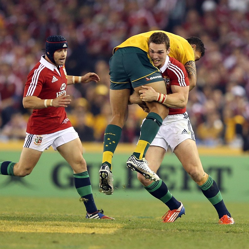 lionsofficial's tweet photo. #OnThisDay in 2013 - The 'Attackle' was invented by @George_North 💪😤

Absolute scenes 🔥🔥

Sum it up in one word below 👇

#LionsRugby #CastleLionsSeries https://t.co/VveTO3FNxS